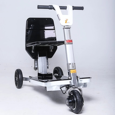 Asistente que camina de la vespa del magnesio