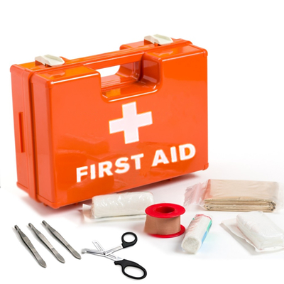 Equipos médicos de la emergencia plástica